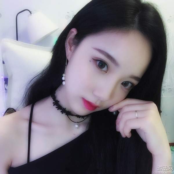 女主播视频迅雷下载(女主播视频迅雷下载网站)